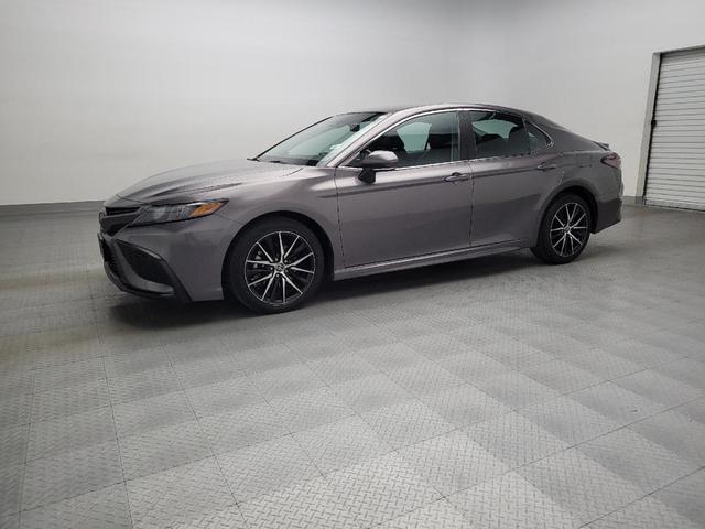 Photo of 2022 Gray Toyota Camry