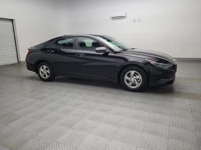 Photo of 2023 Onyx Black Hyundai ELANTRA