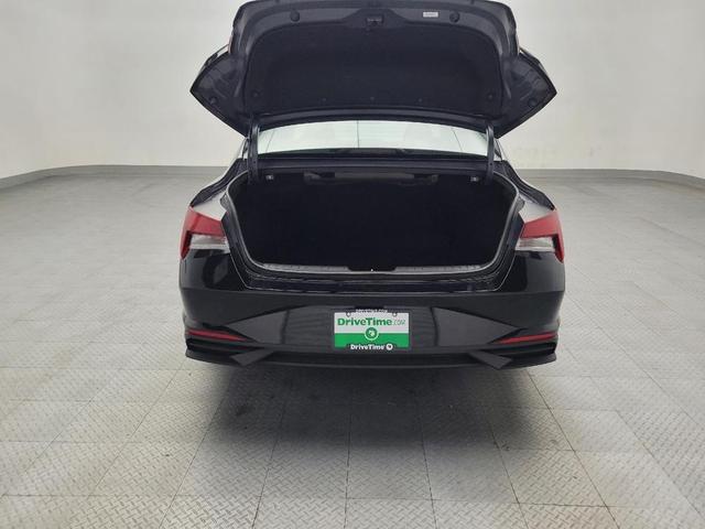 Photo of 2023 Onyx Black Hyundai ELANTRA