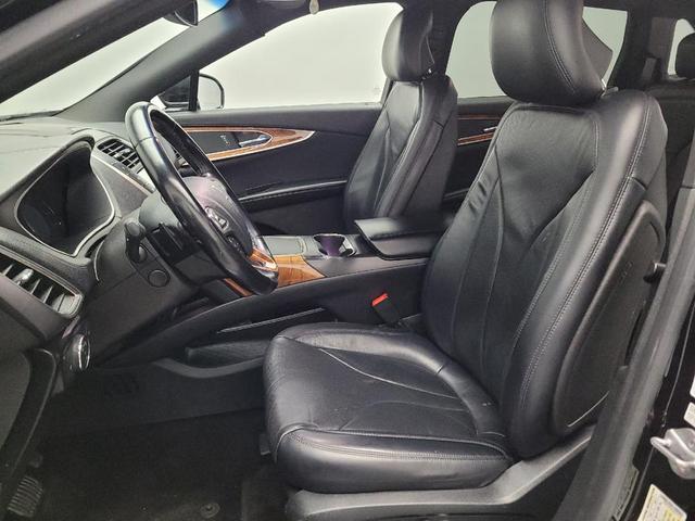 Photo of 2018 Black Velvet Lincoln MKX