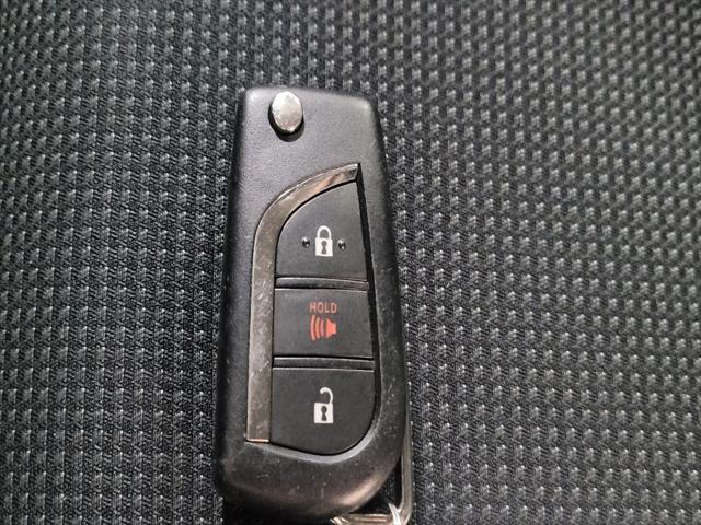 Photo of 2020 Midnight Black Metallic Toyota RAV4