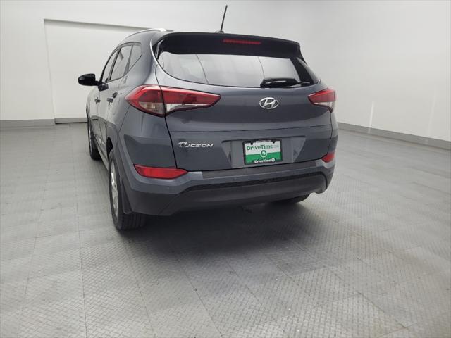Photo of 2017 Coliseum Gray Hyundai TUCSON
