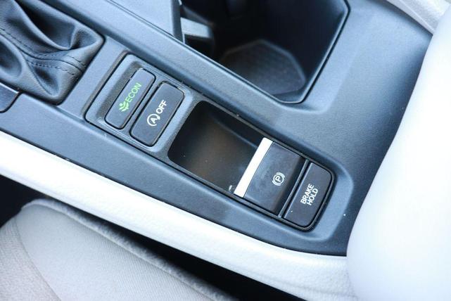 Photo of 2025 Platinum White Honda Accord