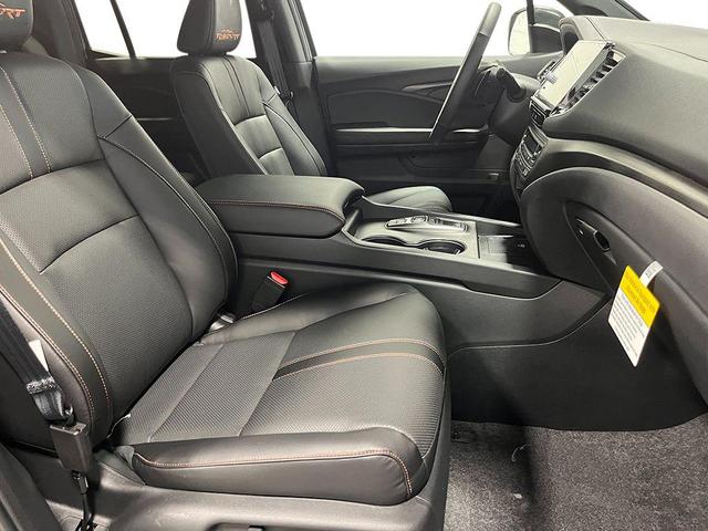 Photo of 2025 Platinum White Honda Ridgeline