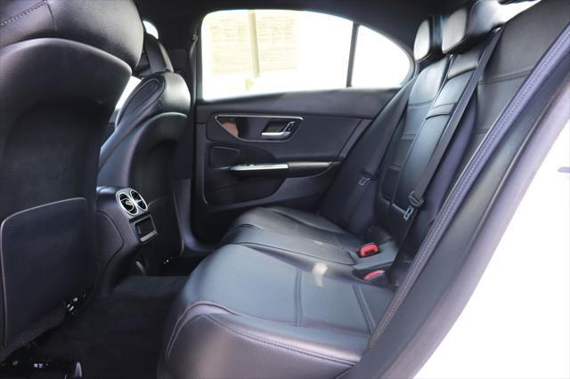 Photo of 2024 Polar White Mercedes-Benz C-Class