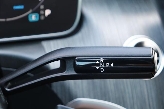 Photo of 2024 Polar White Mercedes-Benz C-Class