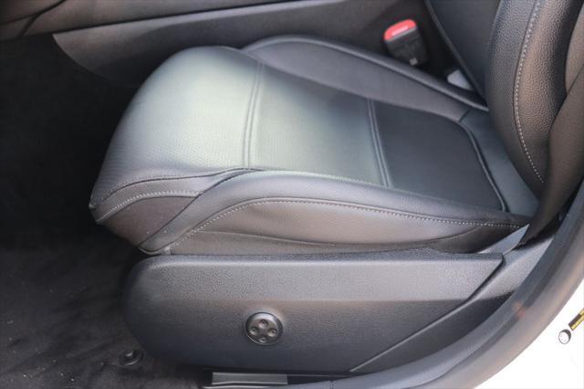 Photo of 2024 Polar White Mercedes-Benz C-Class