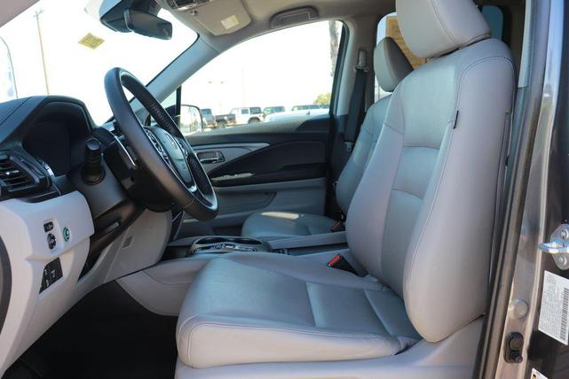 Photo of 2023 Modern Steel Metallic Honda Ridgeline