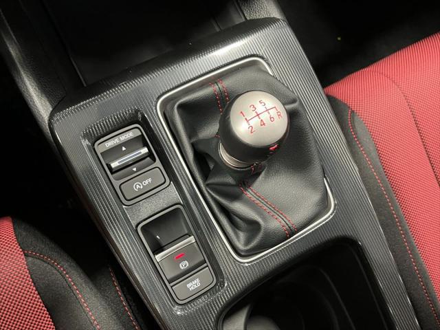 Photo of 2026 Platinum White Honda Civic Si