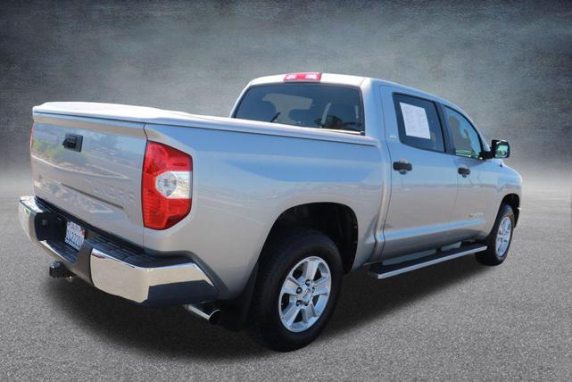 Photo of 2017 Silver Sky Metallic Toyota Tundra