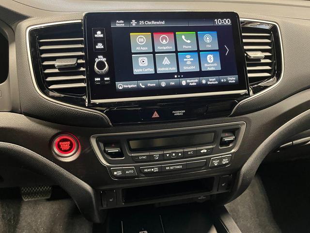 Photo of 2025 Platinum White Honda Ridgeline