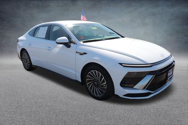 2024 Hyundai Sonata Hybrid