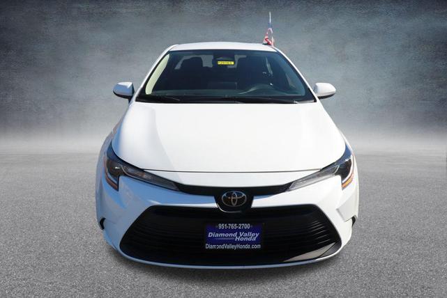 Photo of 2024 White Toyota Corolla