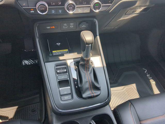 Photo of 2025 Gray Pearl Honda CR-V Hybrid