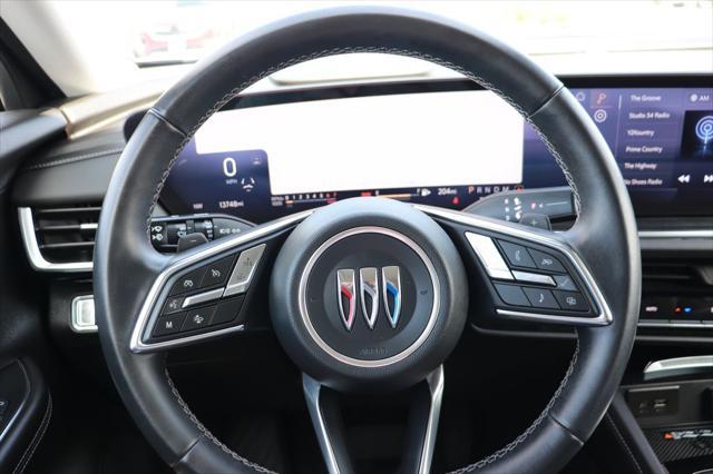 Photo of 2024 Summit White Buick Envision