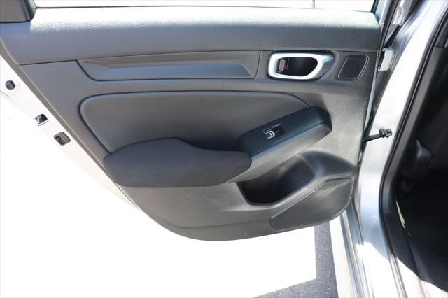 Photo of 2024 Lunar Silver Metallic Honda Civic