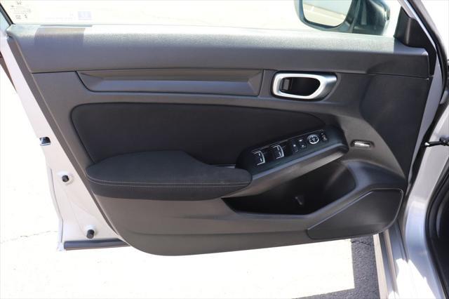 Photo of 2024 Lunar Silver Metallic Honda Civic