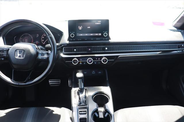 Photo of 2024 Lunar Silver Metallic Honda Civic