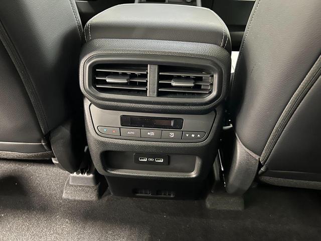 Photo of 2025 Modern Steel Honda Pilot