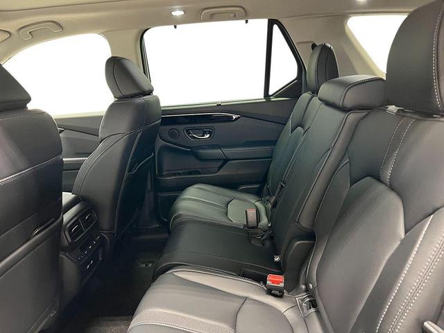 Photo of 2025 Modern Steel Honda Pilot
