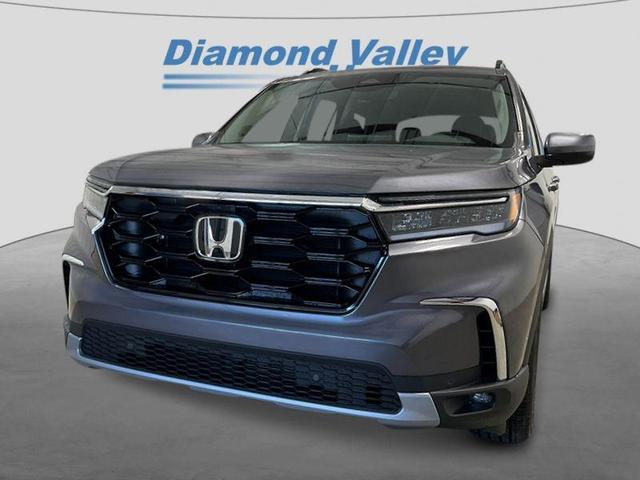 Photo of 2025 Modern Steel Honda Pilot