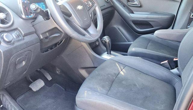Photo of 2016 Crimson Metallic Chevrolet Trax