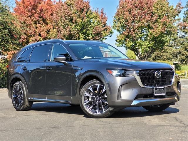 Photo of 2024 Machine Gray Metallic Mazda CX-90 PHEV