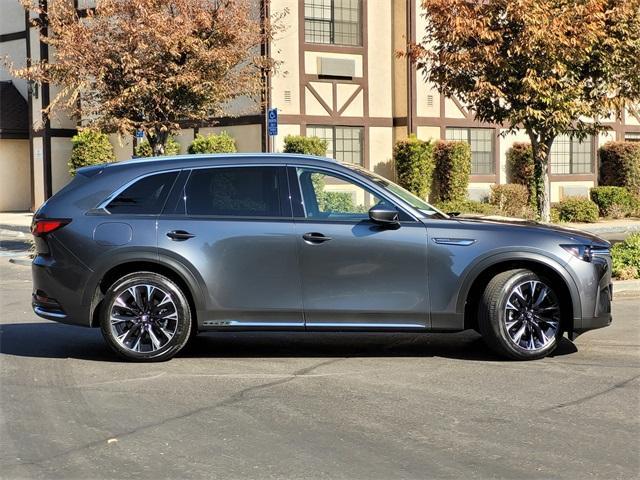 Photo of 2024 Machine Gray Metallic Mazda CX-90 PHEV