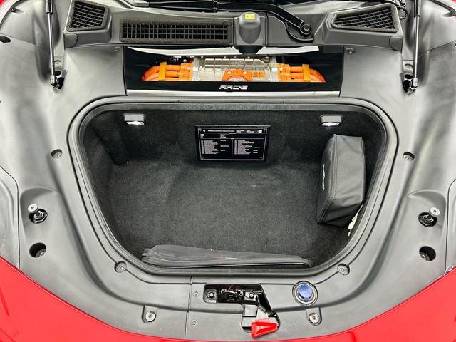 Photo of 2022 Rosso Corsa Ferrari SF90 Stradale
