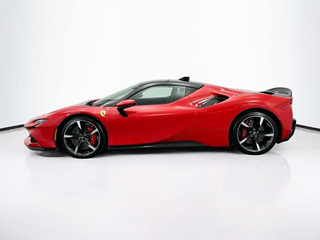Photo of 2022 Rosso Corsa Ferrari SF90 Stradale