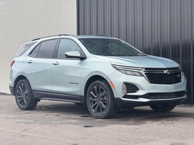 Photo of 2022 Seaglass Blue Metallic Chevrolet Equinox