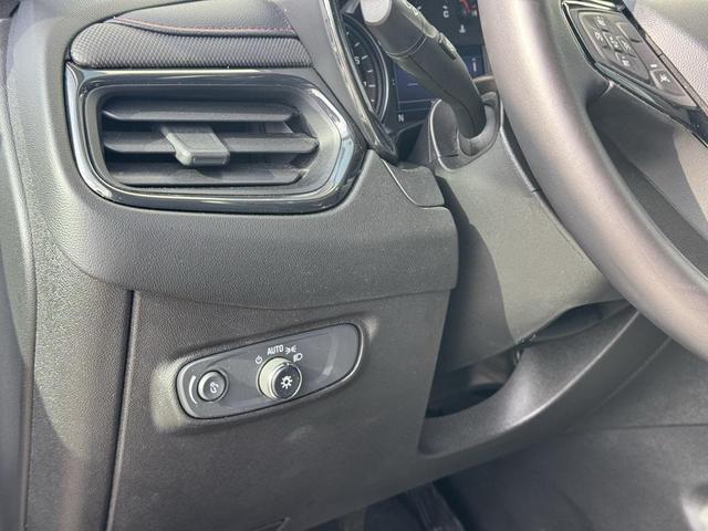 Photo of 2022 Seaglass Blue Metallic Chevrolet Equinox