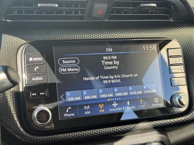 Photo of 2021 Gun Metallic Nissan Kicks