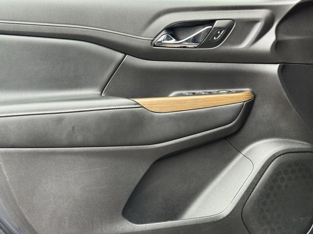 Photo of 2019 Blue Steel Metallic GMC Acadia