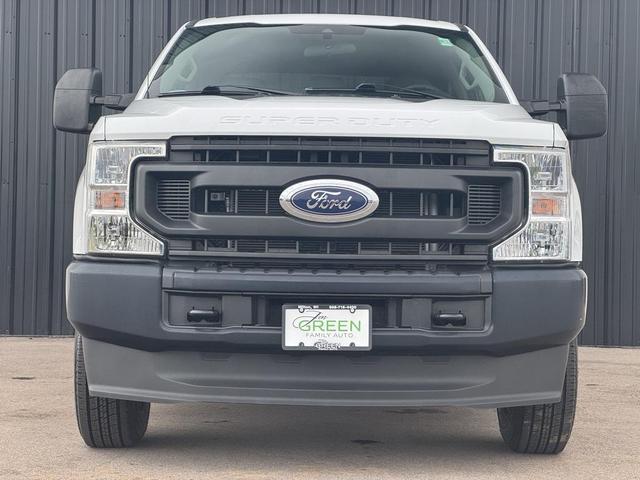 Photo of 2021 Oxford White Ford F-250