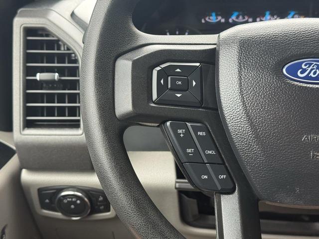 Photo of 2021 Oxford White Ford F-250