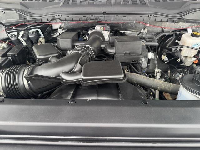 Photo of 2021 Oxford White Ford F-250