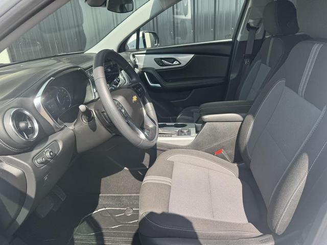 Photo of 2024 Summit White Chevrolet Blazer