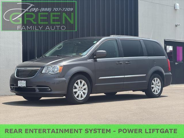 2016 Chrysler Town & Country