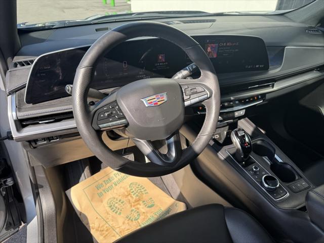 Photo of 2024 Argent Silver Metallic Cadillac XT4