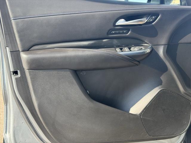 Photo of 2024 Argent Silver Metallic Cadillac XT4
