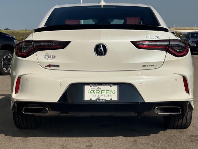 Photo of 2021 Platinum White Pearl Acura TLX
