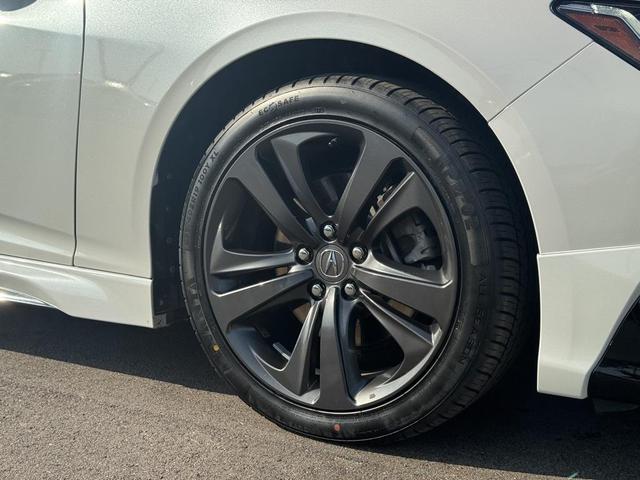 Photo of 2021 Platinum White Pearl Acura TLX