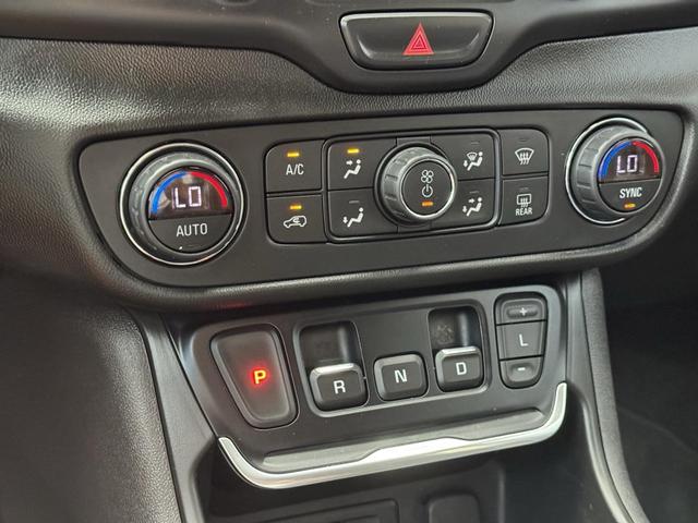 Photo of 2018 Quicksilver Metallic GMC Terrain