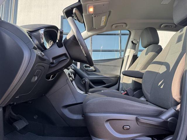 Photo of 2022 Midnight Blue Metallic Chevrolet Trax