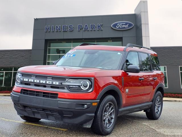 Photo of 2023 HOT PEPPER RED TC Ford Bronco Sport
