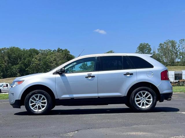 Photo of 2013 Ingot Silver Metallic Ford Edge