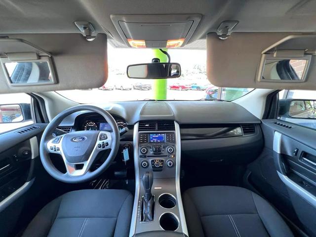 Photo of 2013 Ingot Silver Metallic Ford Edge