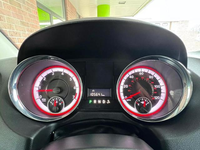 Photo of 2019 White Knuckle Clearcoat Dodge Grand Caravan