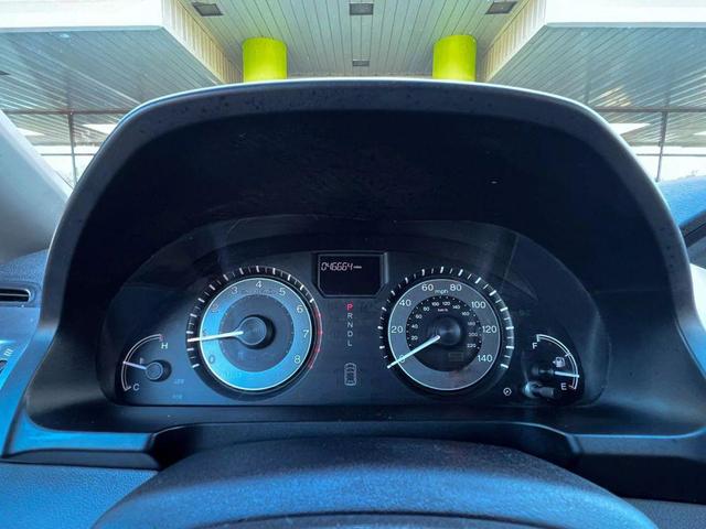 Photo of 2014 Alabaster Silver Metallic Honda Odyssey